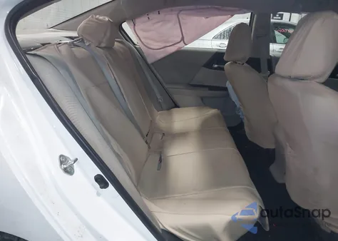 2017 Honda Accord Lx z USA, uszkodzony, nr VIN 1HGCR2F31HA232999